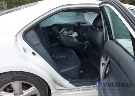 2011 Toyota Camry Se from USA, damaged, VIN 4T1BF3EK1BU740148